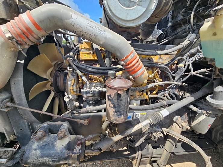 2005-kenworth-t600-image-46