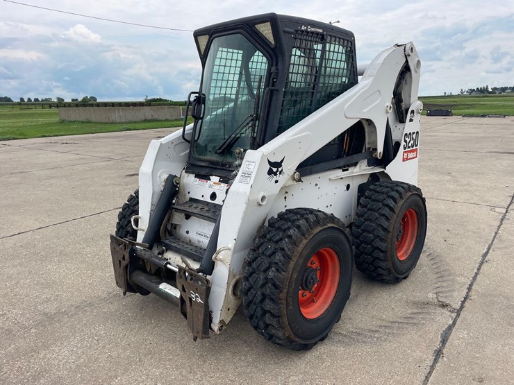 bobcat-s250-image-1