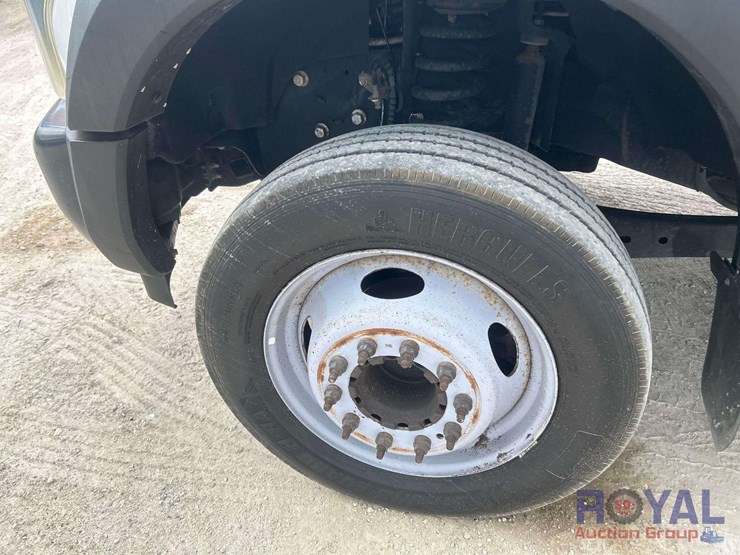 2017-ford-f450-image-18