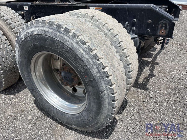 2019-kenworth-t880-image-45