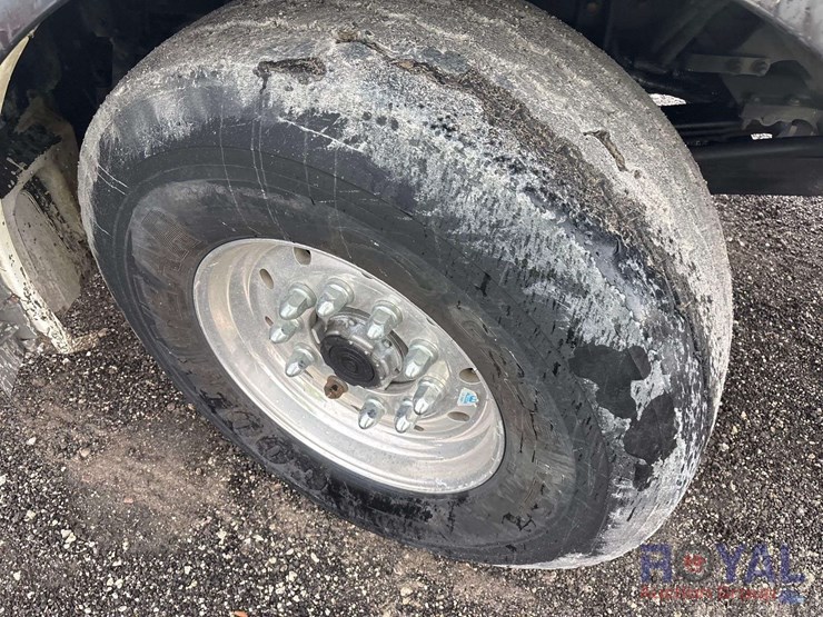 2016-kenworth-t880-image-38