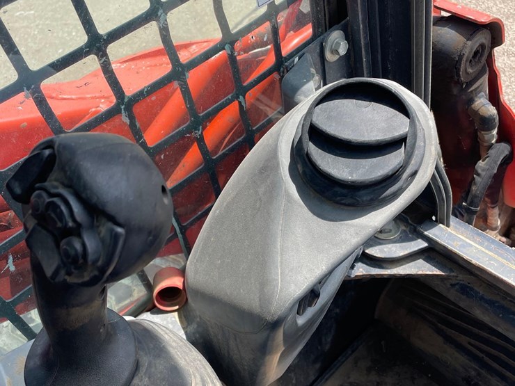 kubota-svl95-2s-image-54