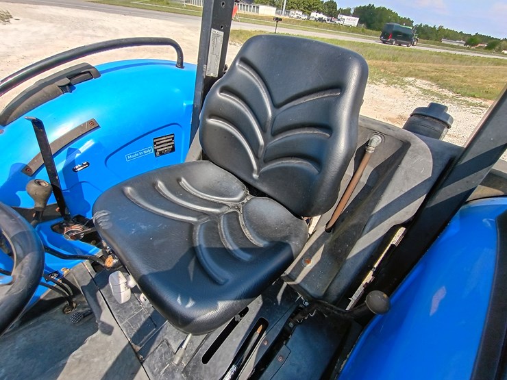 2009-new-holland-t4030-image-25