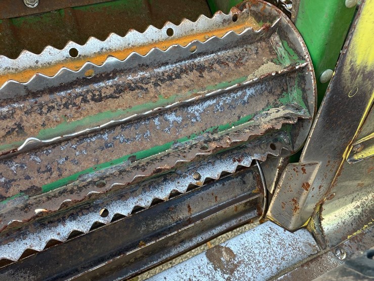 john-deere-3970-image-28