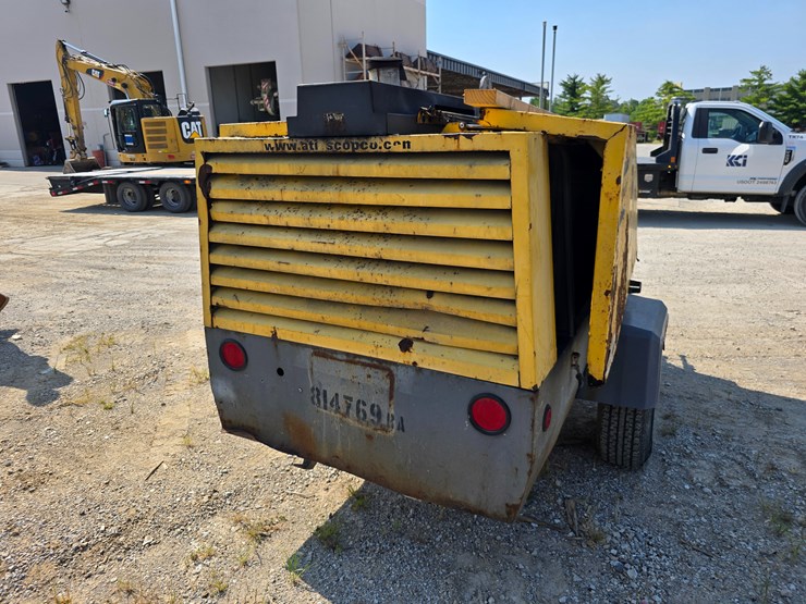 2010-atlas-copco-xas375-image-17