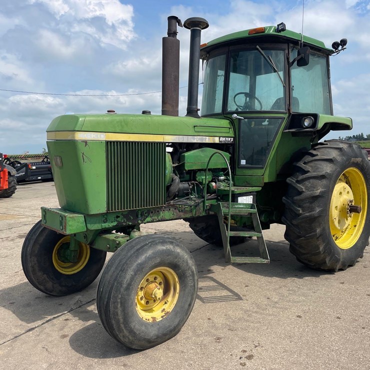 JOHN DEERE 4630