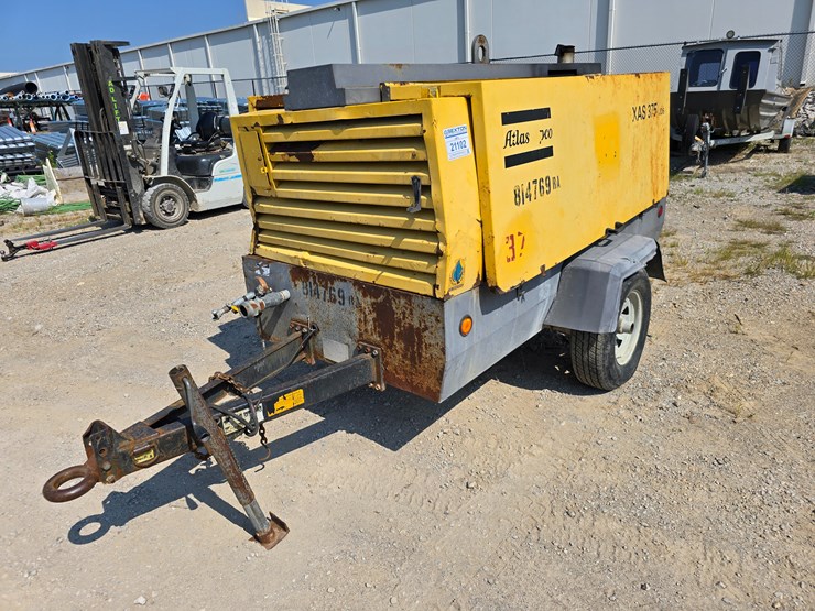 2010-atlas-copco-xas375-image-2