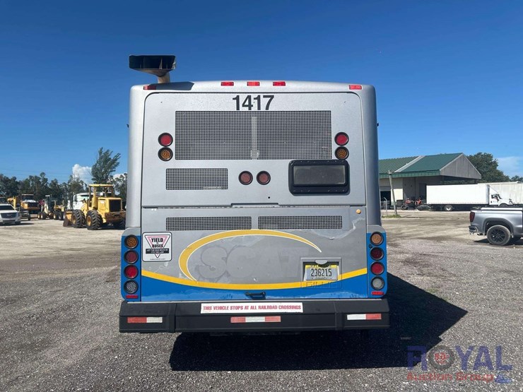 2014-gillig-low-floor-image-31