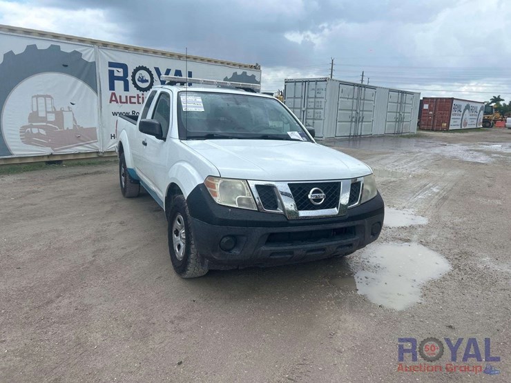 2016-nissan-frontier-image-2