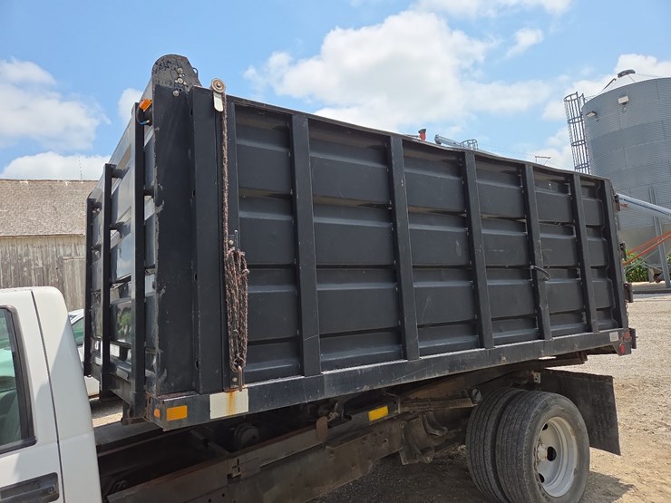 2000-gmc-3500hd-image-28