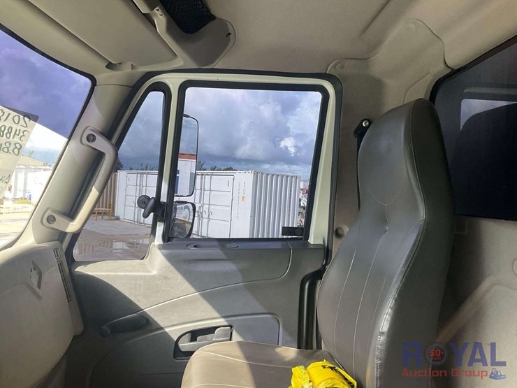 2018-international-workstar-7400-image-12