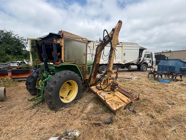 2000-john-deere-6310-image-3