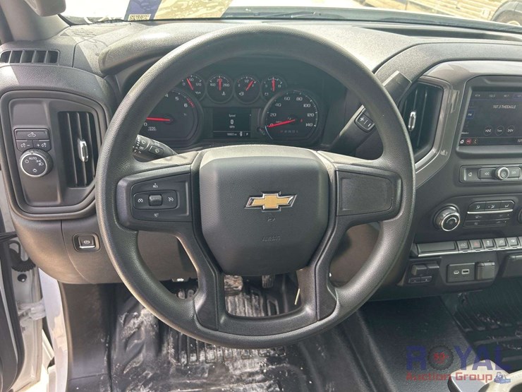 2021-chevrolet-silverado-1500-image-11