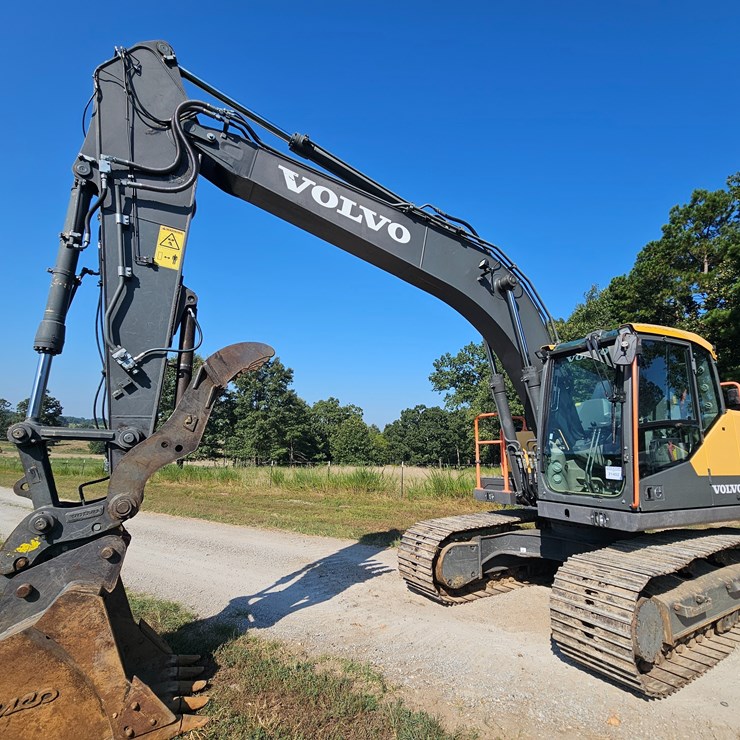 2018 VOLVO EC160EL
