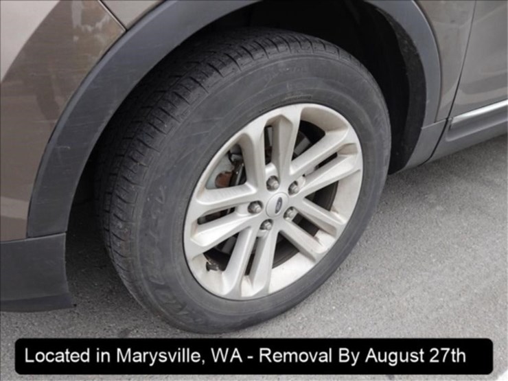 2015-ford-explorer-image-15