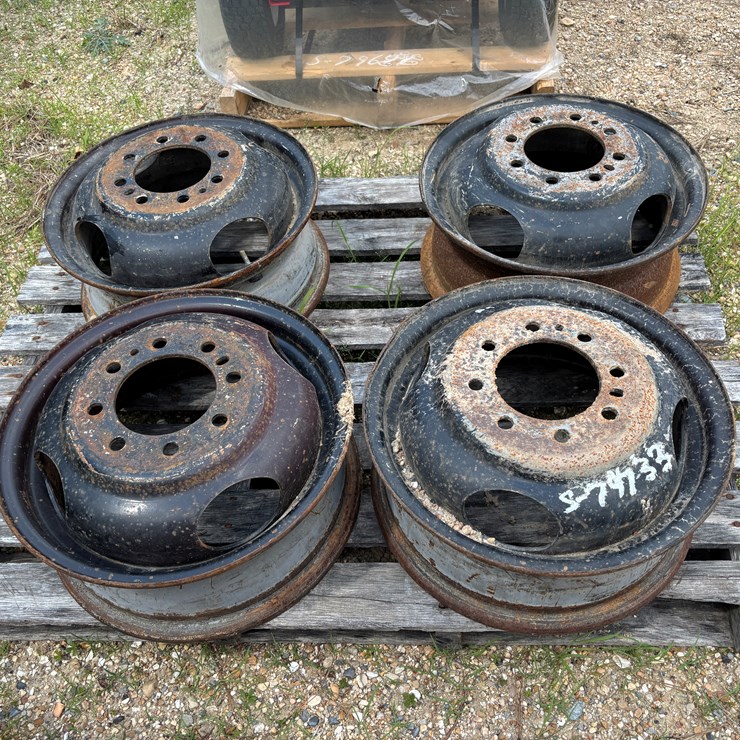 #79733 • QTY 4, 17 INCH, 8LUG TIRES AND RIMS