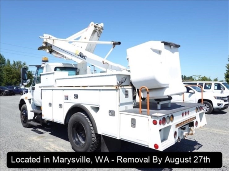 2009-international-durastar-4300-image-22
