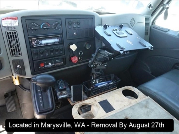 2009-international-durastar-4300-image-14