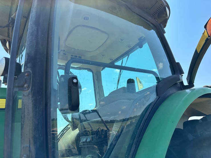 2014-john-deere-8285r-image-58