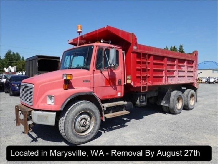 2000-freightliner-fl80-image-1