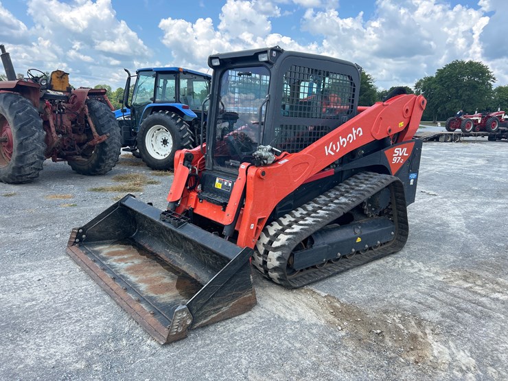 2024-kubota-svl97-2-image-1
