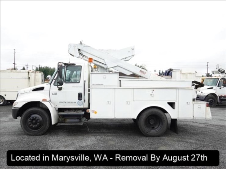 2003-international-durastar-4300-image-13