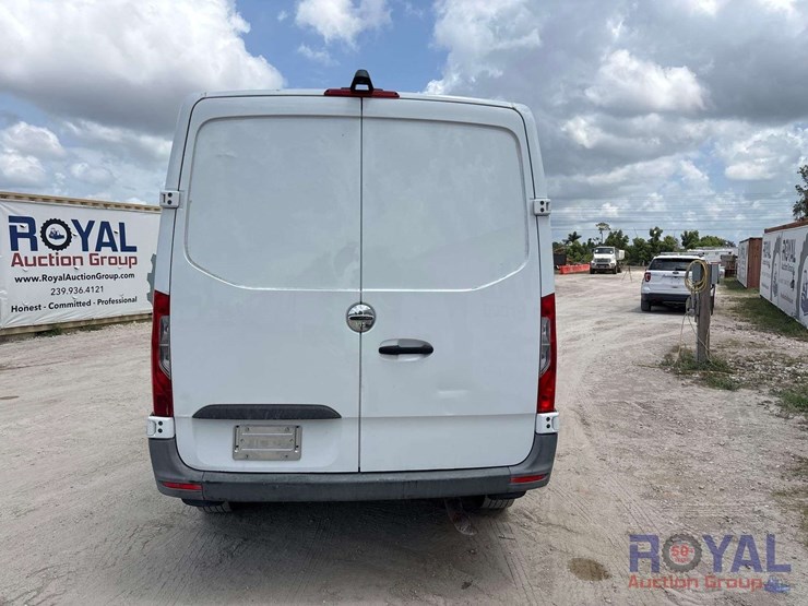 2019-freightliner-sprinter-1500-image-27