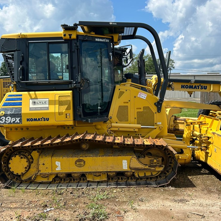 2020 KOMATSU D39PX-24