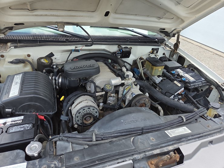 2000-gmc-3500hd-image-46