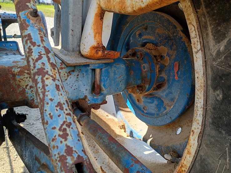 ford-tractor-image-52