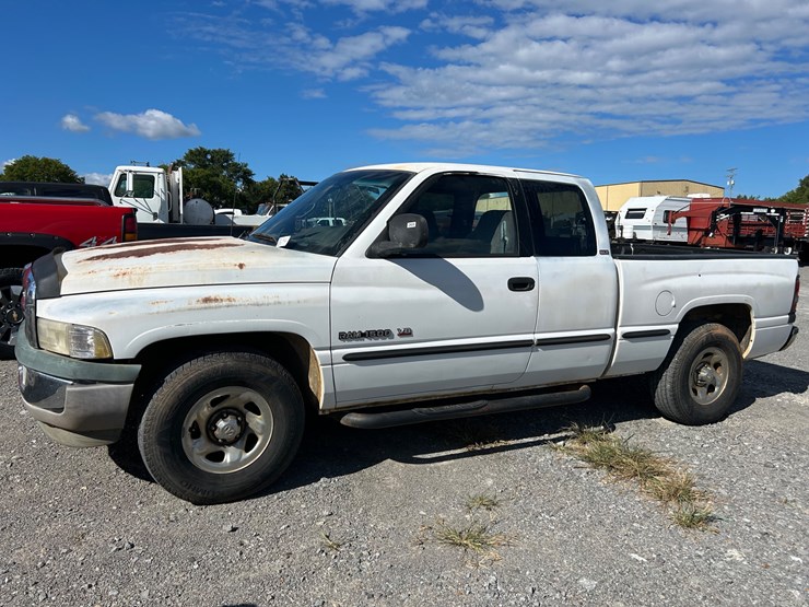 1998-dodge-ram-1500-image-1