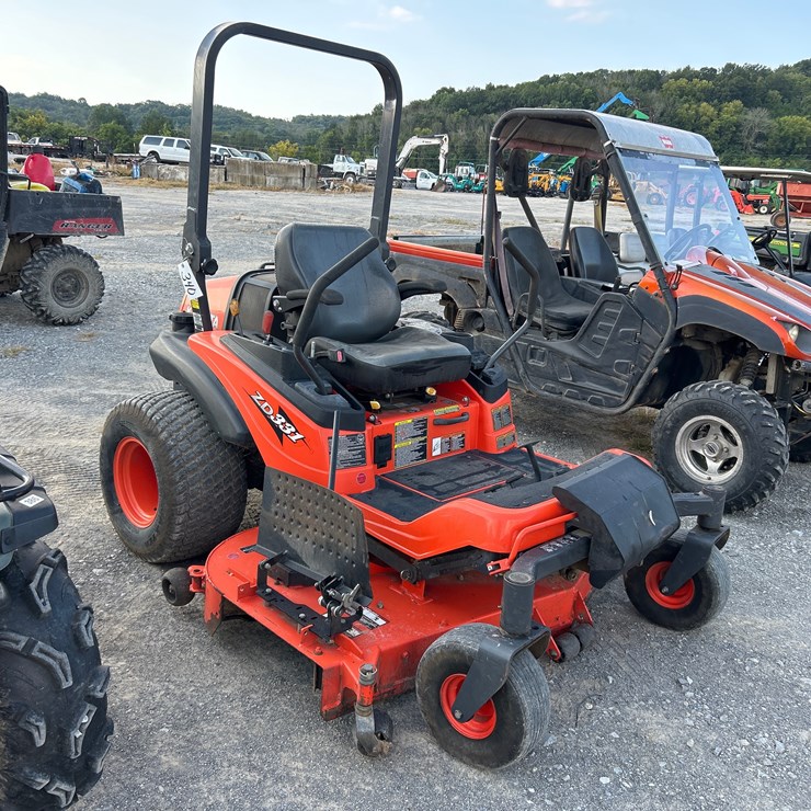 KUBOTA ZD331