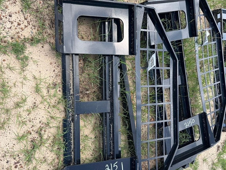 unused-future-skid-steer-pallet-forks-image-1