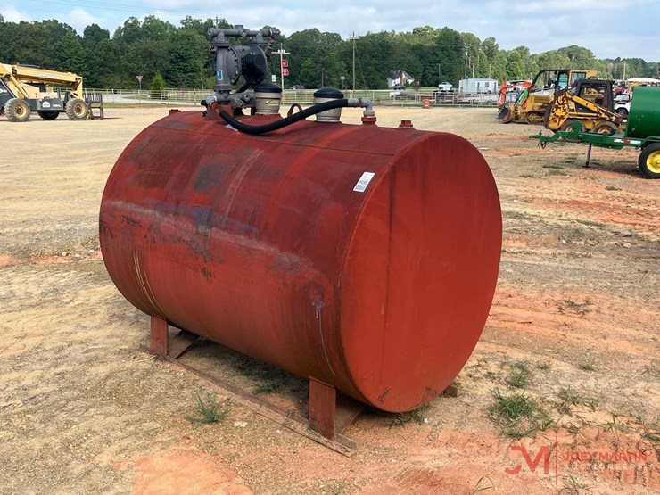 skid-mounted-fuel-tank-w/graco-pump-image-1