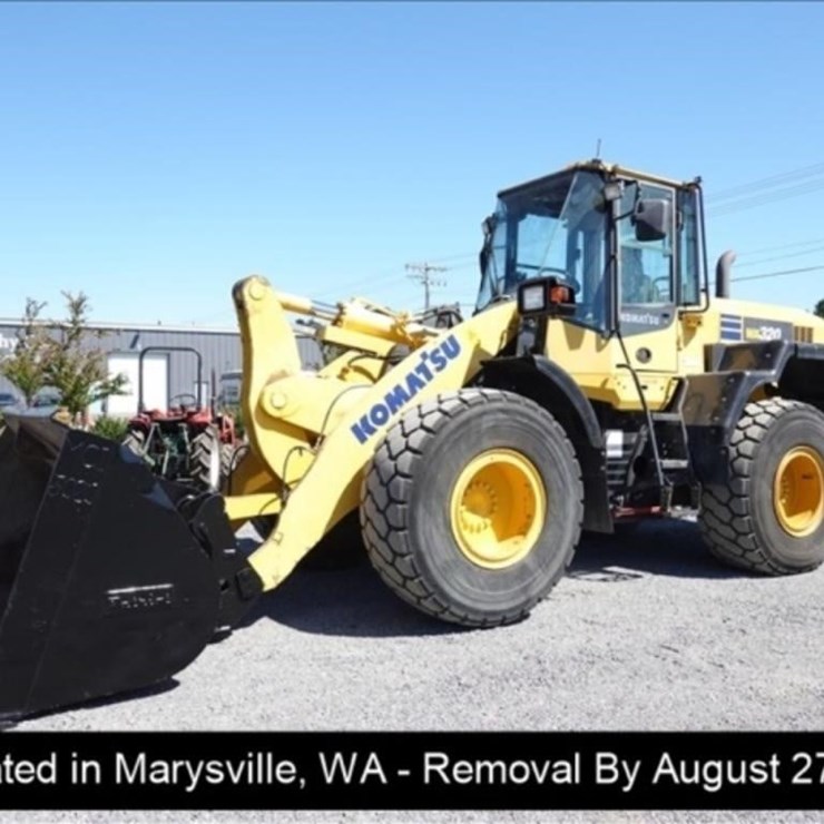 2015 KOMATSU WA320-7