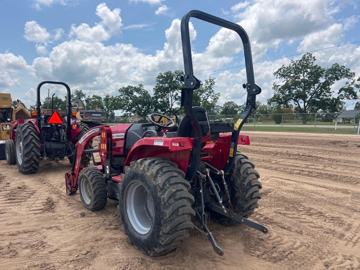 2022-massey-ferguson-1835e-image-2