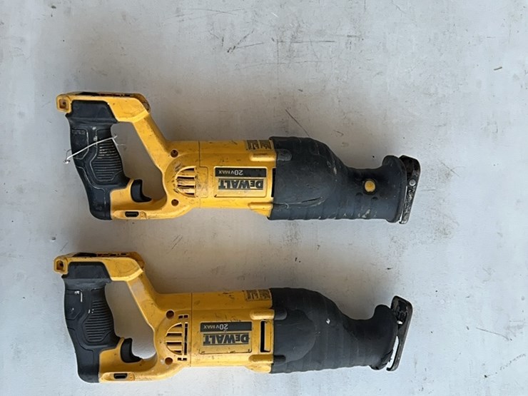 lot#--dewalt-sawzal-image-1