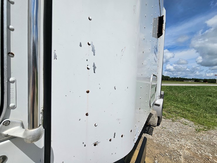 2005-kenworth-t600-image-128