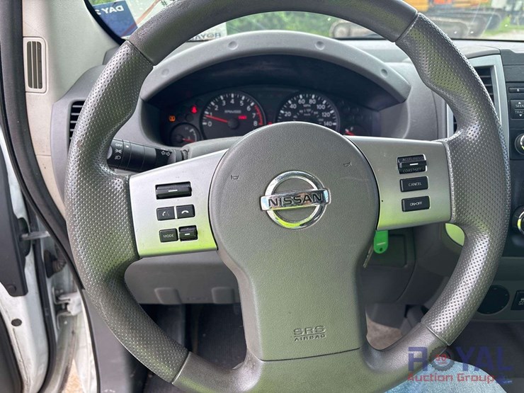 2014-nissan-frontier-image-9
