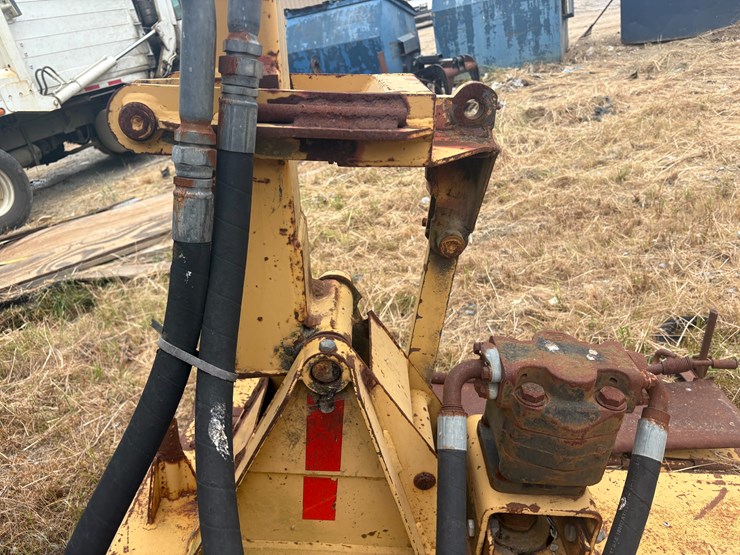 2000-john-deere-6310-image-36