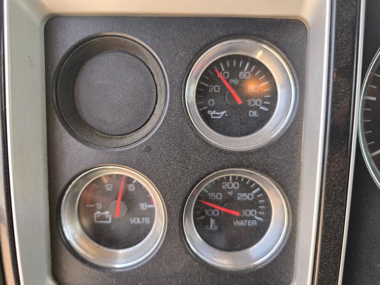 2012-kenworth-t800-image-113