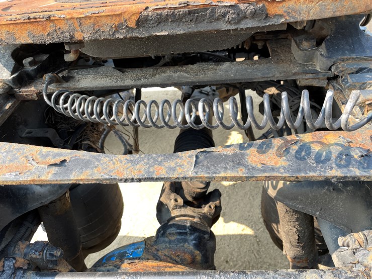 2016-kenworth-t680-image-32