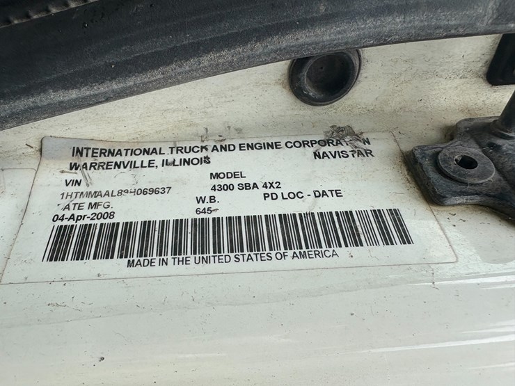 2009-international-durastar-4300-image-36