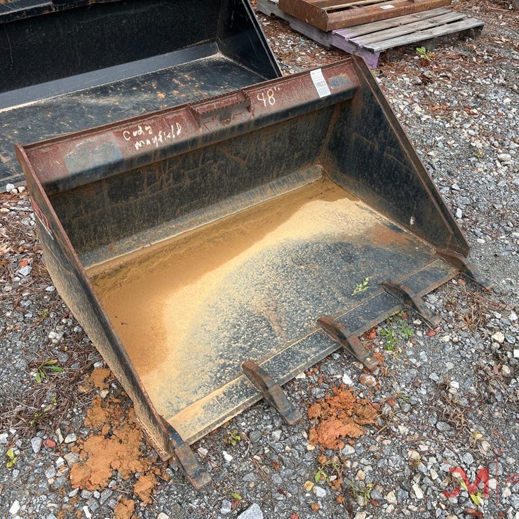 42" SKID STEER BUCKET