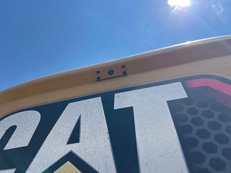 2020-caterpillar-336-image-28