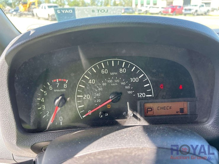 2016-nissan-nv200-image-15