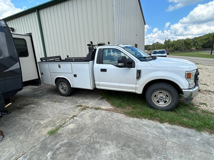 2020-ford-f350-image-1