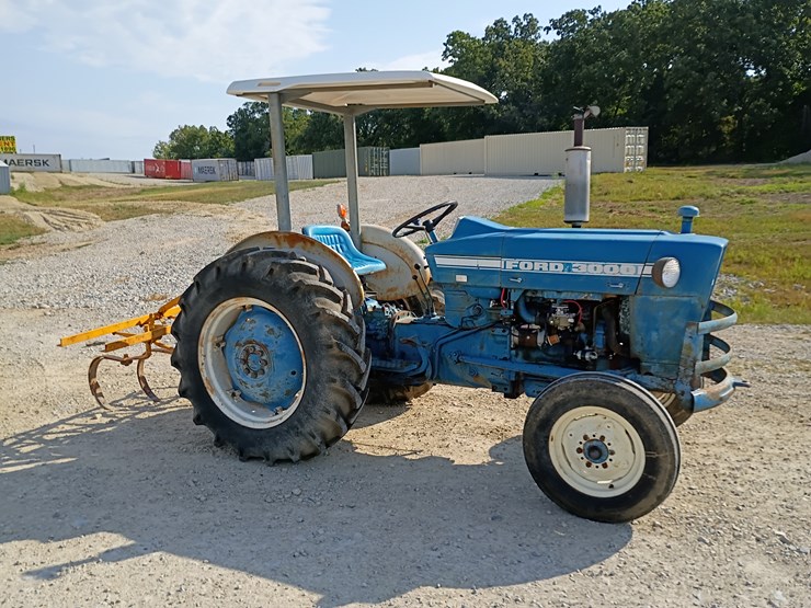 ford-tractor-image-12