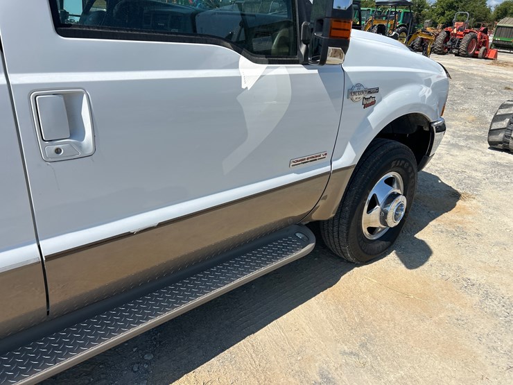 2004-ford-f350-image-8