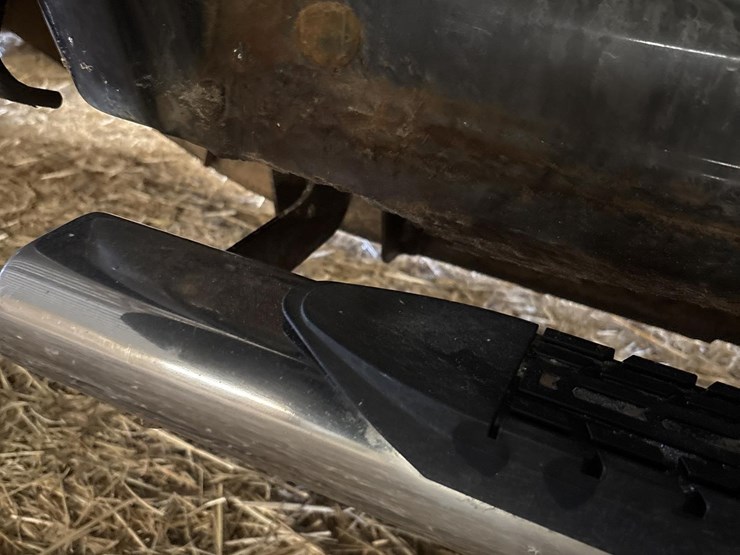 2011-chevrolet-2500-image-7
